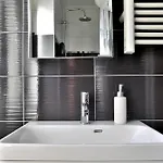 Lovely Quiet 2 Close To Center With Balcony Мюлуз