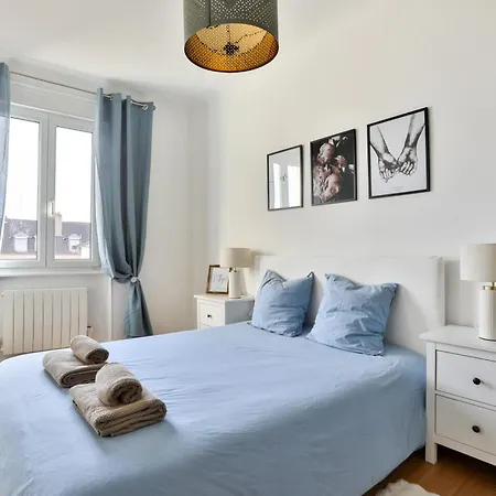 Lovely Quiet 2 Close To Center With Balcony